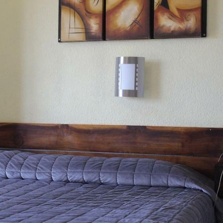 Hotel Vina Del Mar Lázaro Cárdenas エクステリア 写真