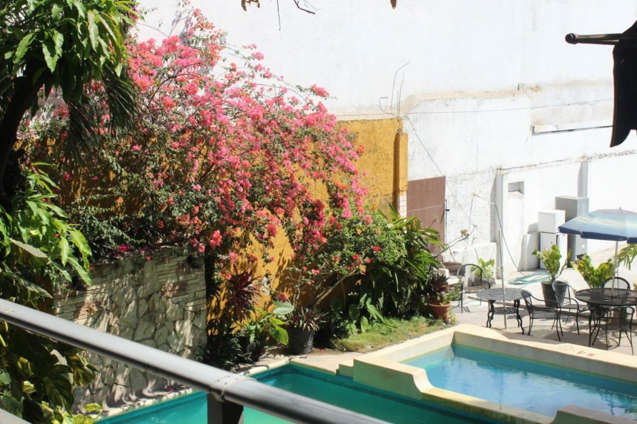 Hotel Vina Del Mar Lázaro Cárdenas エクステリア 写真